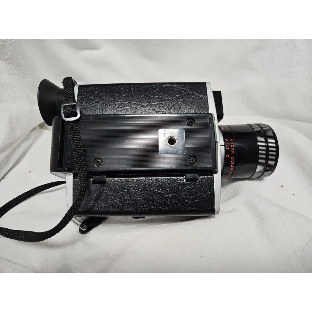 1973 Kodak‎ XL 362 movie camera. Untested. As-is
